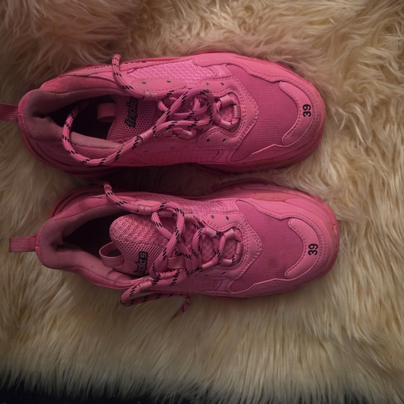 Balenciaga Triple S Mid Fluorescent Pink. - Picture 1 of 5